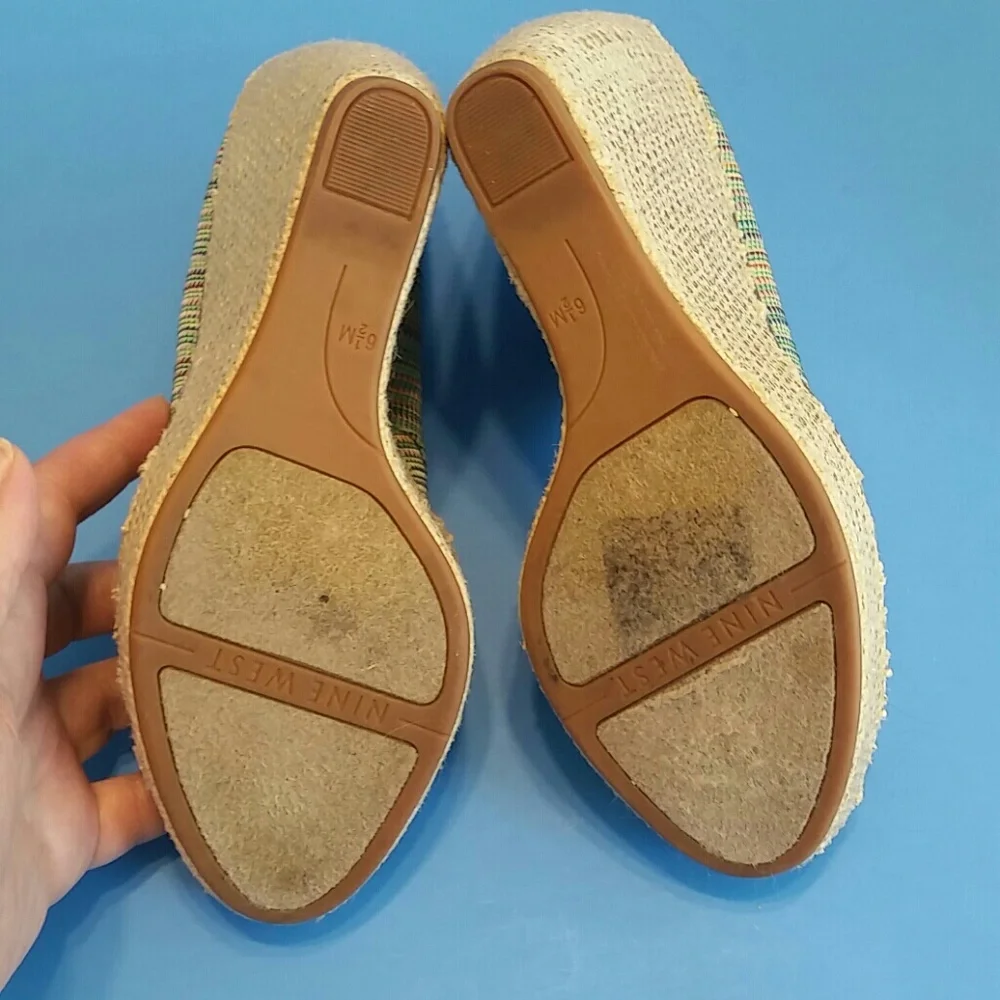 Nine West Willow Peep Toe Wedges EUC sz 6.5 Like New
